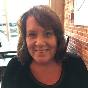 Meet your Posher, Carol